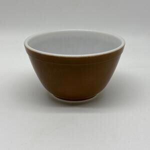 Vintage Pyrex #401 Solid Brown 1.5PT Small Nesting Mixing Bowl